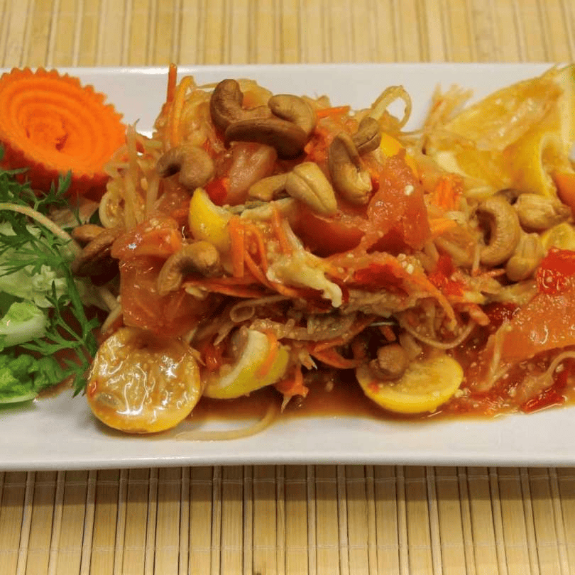 Papaya Salad (Som Tum): Fresh and Fiery